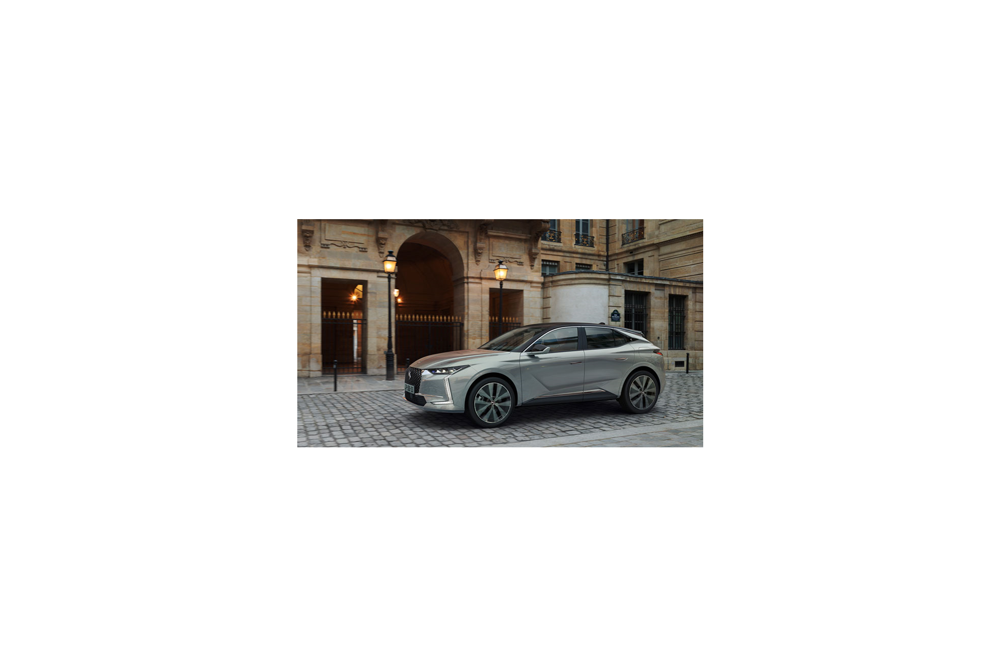 Επίσημο: το DS 4 είναι εδώ